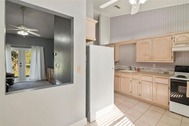 6110 NINTH AVENUE CIR NE, Bradenton, FL 34212