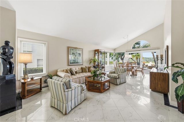 27 Mirador, Irvine, CA 92612