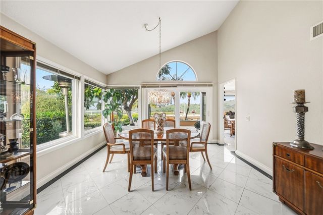 27 Mirador, Irvine, CA 92612