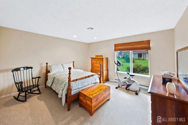 433 Andover Drive A, Jamesburg, NJ 08831