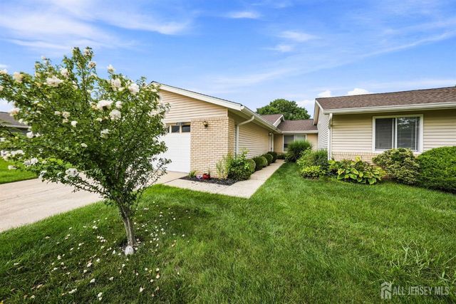 433 Andover Drive A, Jamesburg, NJ 08831