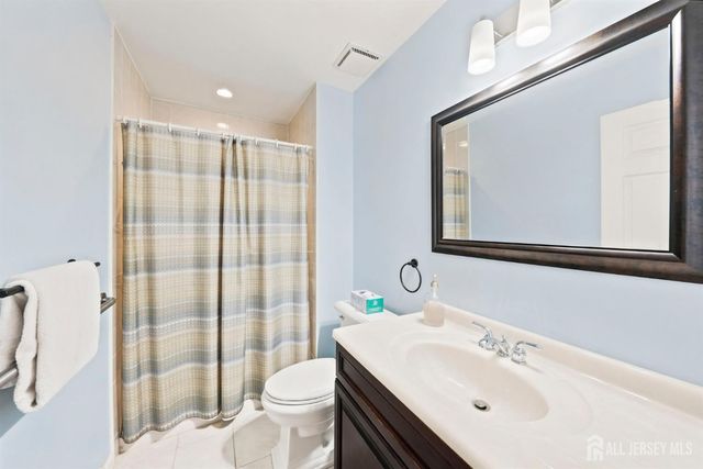 433 Andover Drive A, Jamesburg, NJ 08831