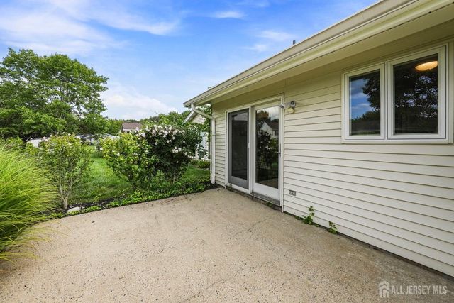 433 Andover Drive A, Jamesburg, NJ 08831