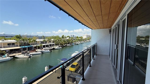 3826 NE 171st St 3826, North Miami Beach, FL 33160