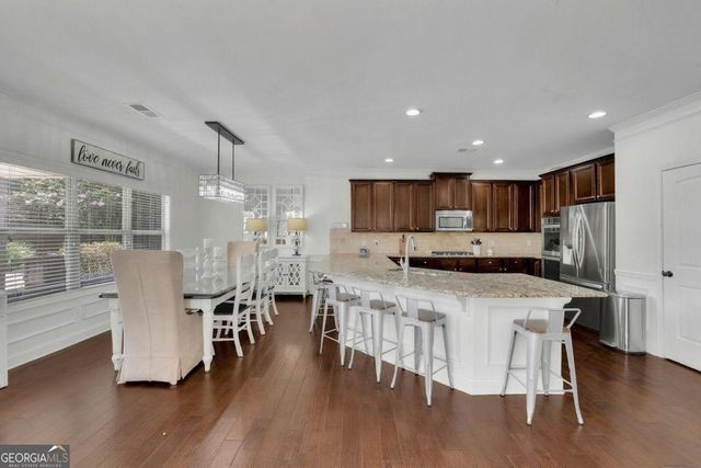 41 Lake Sydney Drive, Dawsonville, GA 30534