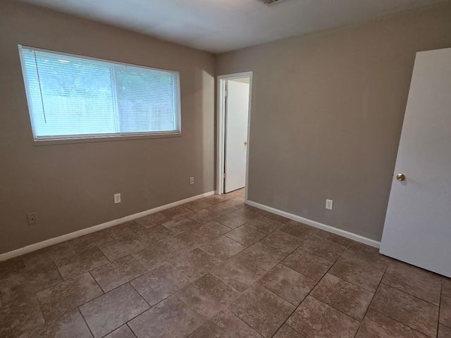 9007 Glen Shadow Drive, Houston, TX 77088