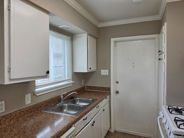 9007 Glen Shadow Drive, Houston, TX 77088