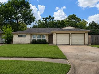 9007 Glen Shadow Drive, Houston, TX 77088