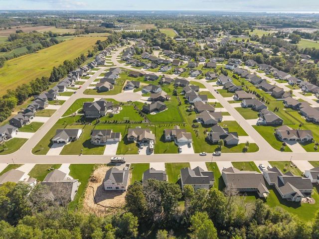 2200 SOFTWIND ROAD, Neenah, WI 54956