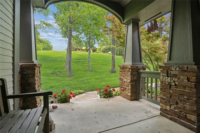 5015 Arapahoe Street, Shawnee, KS 66226