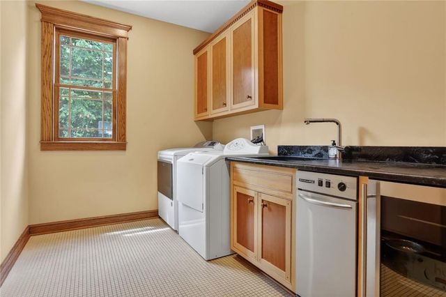5015 Arapahoe Street, Shawnee, KS 66226