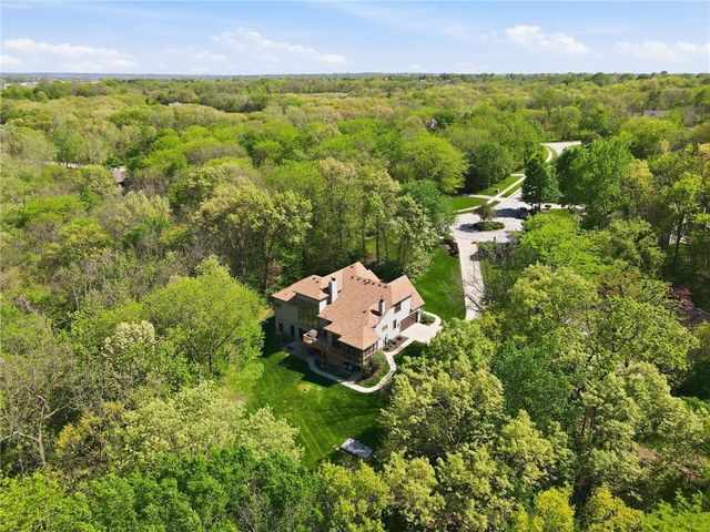 5015 Arapahoe Street, Shawnee, KS 66226