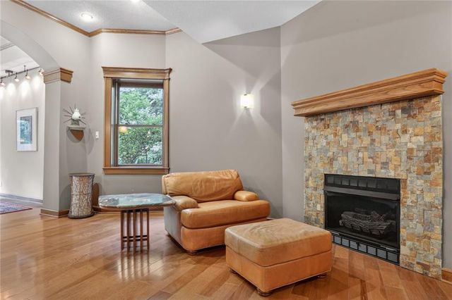 5015 Arapahoe Street, Shawnee, KS 66226