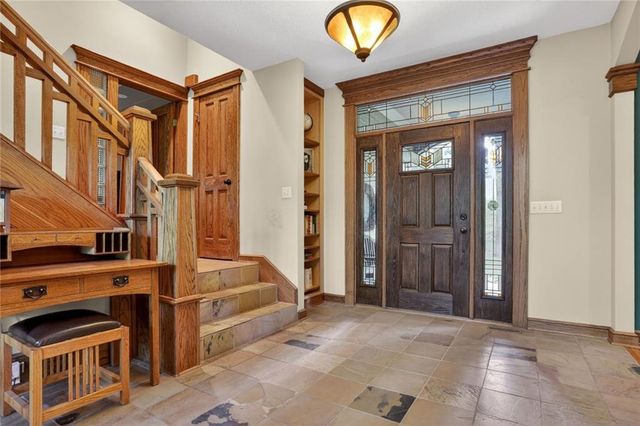 5015 Arapahoe Street, Shawnee, KS 66226