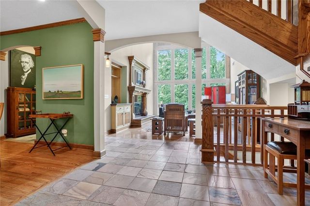 5015 Arapahoe Street, Shawnee, KS 66226