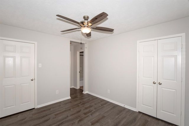 863 Sierra Brook Lane, League City, TX 77573