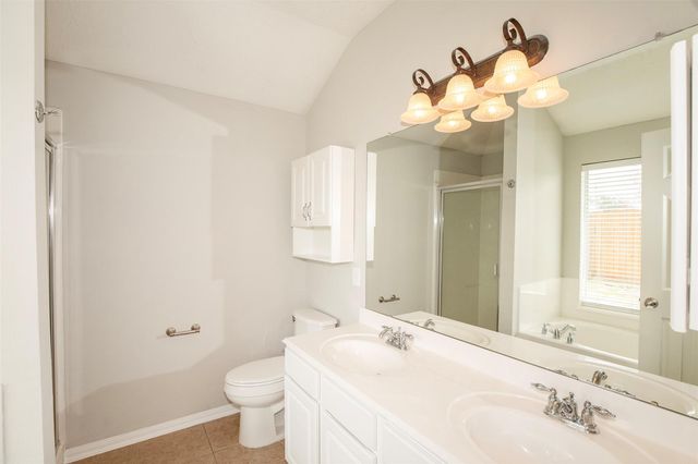 863 Sierra Brook Lane, League City, TX 77573