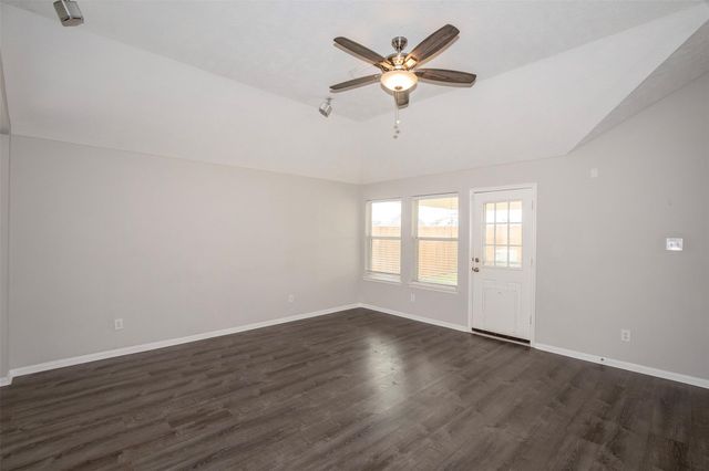 863 Sierra Brook Lane, League City, TX 77573