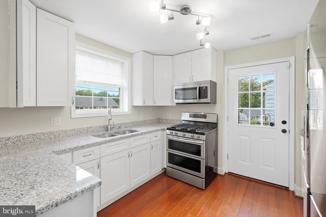 303 WINSLOW RD, Oxon Hill, MD 20745