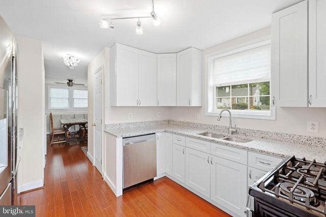 303 WINSLOW RD, Oxon Hill, MD 20745