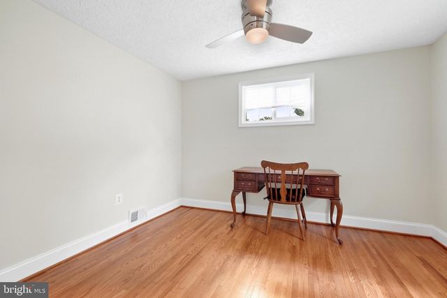 303 WINSLOW RD, Oxon Hill, MD 20745