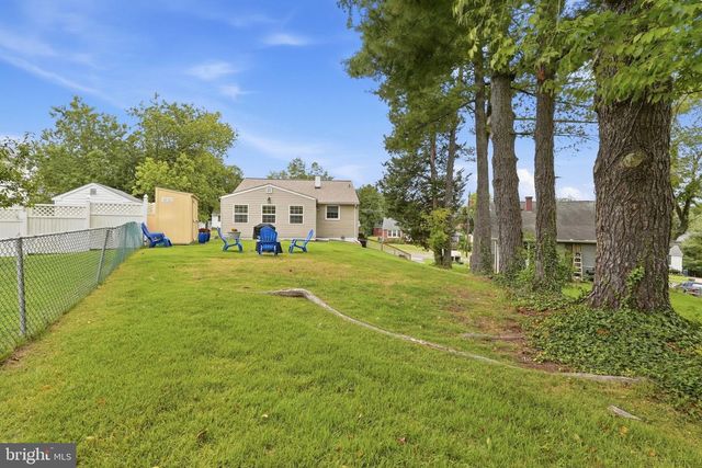 303 WINSLOW RD, Oxon Hill, MD 20745