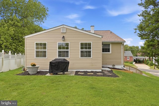 303 WINSLOW RD, Oxon Hill, MD 20745
