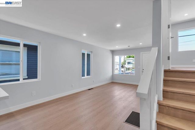 1342 64th Ave, Oakland, CA 94621