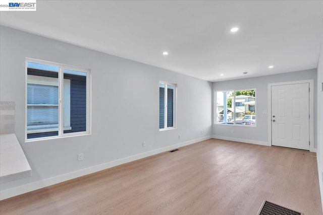 1342 64th Ave, Oakland, CA 94621