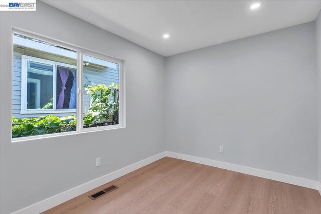 1342 64th Ave, Oakland, CA 94621