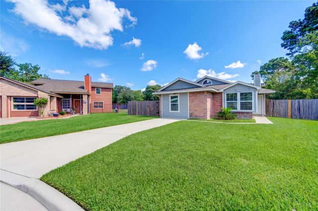 15814 Murrelet Court, Humble, TX 77396