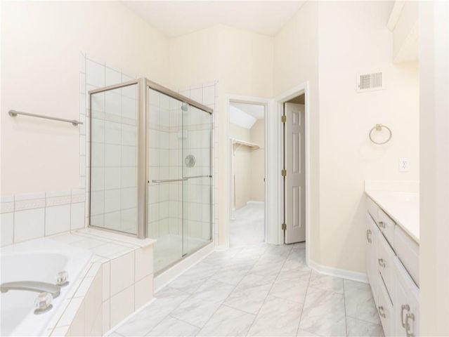 14275 W 147th Terrace, Olathe, KS 66062