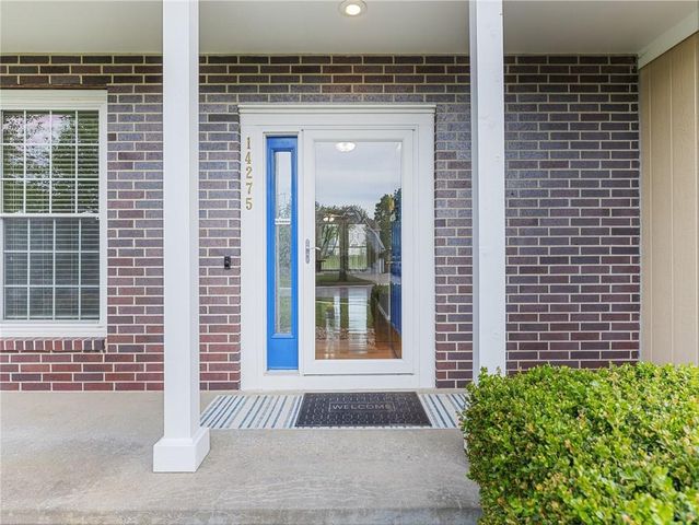 14275 W 147th Terrace, Olathe, KS 66062