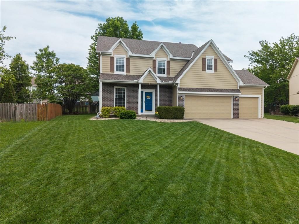 14275 W 147th Terrace, Olathe, KS 66062