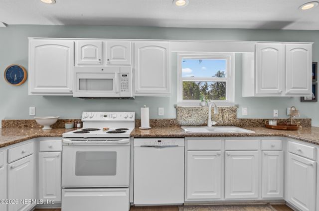 203 PABLO POINT Drive, Jacksonville, FL 32225