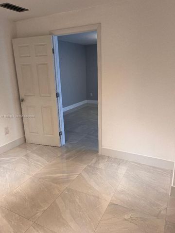 11712 SW 13th St, Miami, FL 33184