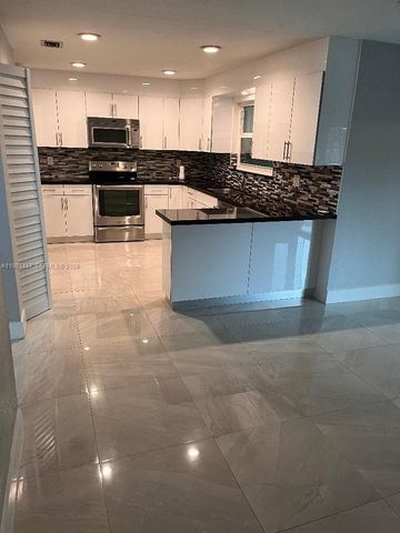 11712 SW 13th St, Miami, FL 33184