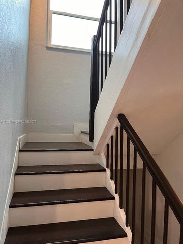 11712 SW 13th St, Miami, FL 33184