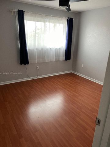 11712 SW 13th St, Miami, FL 33184