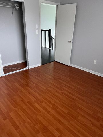 11712 SW 13th St, Miami, FL 33184