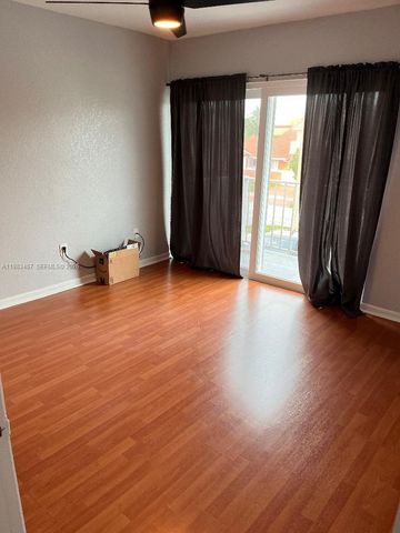 11712 SW 13th St, Miami, FL 33184