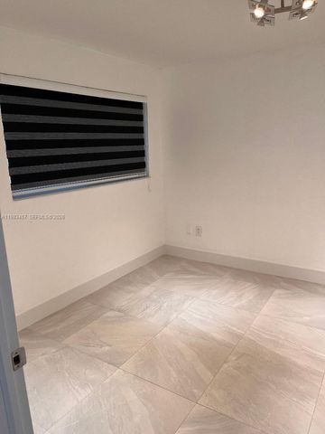 11712 SW 13th St, Miami, FL 33184