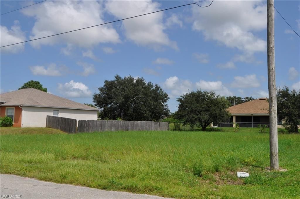 3904 9th ST W, LEHIGH ACRES, FL 33971 — photo 3