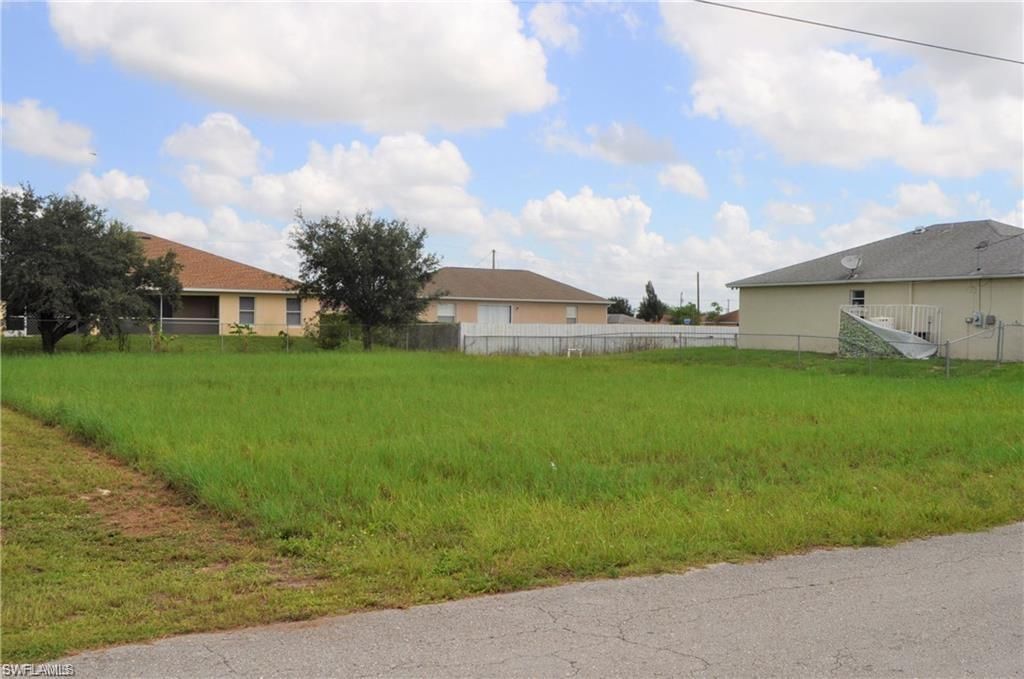 3904 9th ST W, LEHIGH ACRES, FL 33971 — photo 4