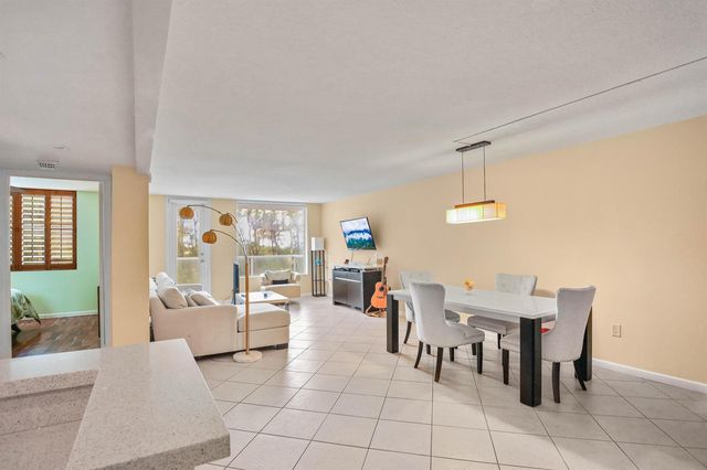 3450 S Ocean Boulevard 106, Palm Beach, FL 33480