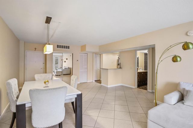 3450 S Ocean Boulevard 106, Palm Beach, FL 33480