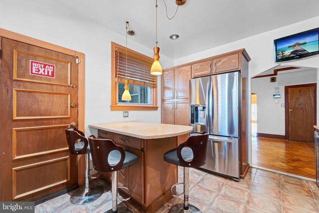 5005 N 9TH ST, Philadelphia, PA 19141