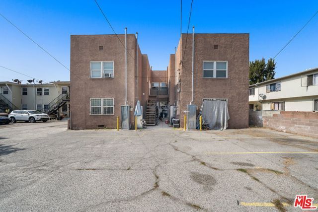 730 N St Andrews Place, Los Angeles, CA 90038