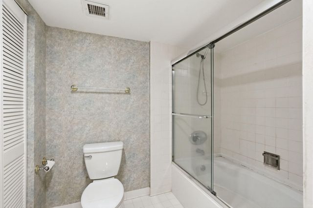 124 Lakeshore Drive 8280, North Palm Beach, FL 33408