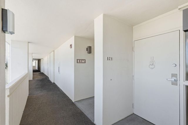 124 Lakeshore Drive 8280, North Palm Beach, FL 33408